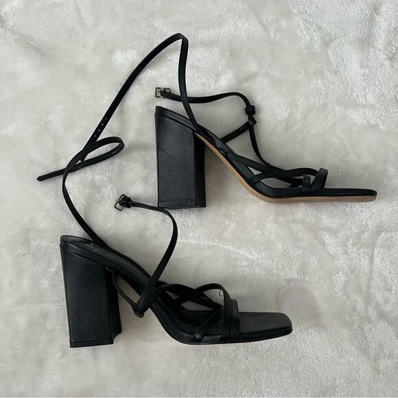 Marc Fisher Womens Mledalyn Black Ankle Strap Heels Size 8 Medium - Picture 1 of 4
